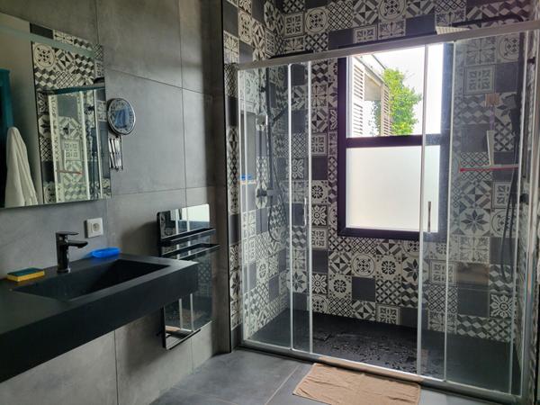 Maison d'architecte 5 pièce(s) 157 m2 NORD DE PAU