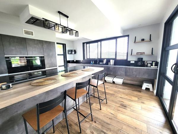 Maison d'architecte 5 pièce(s) 157 m2 NORD DE PAU