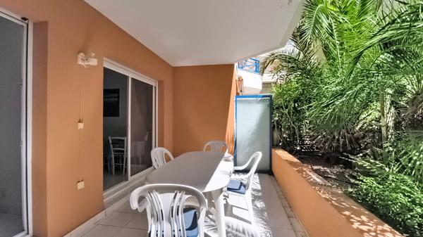 PORT FREJUS T2 REZ DE JARDIN