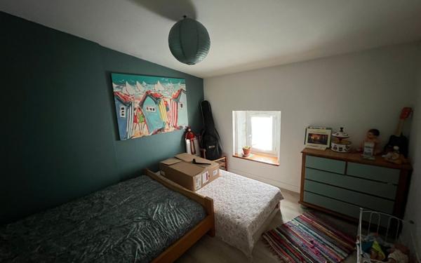 Immeuble à vendre    13 pièces •  Saint-Denis-du-Pin