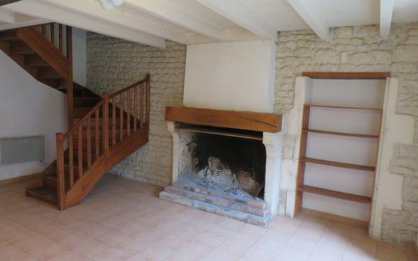 Immeuble à vendre    13 pièces •  Saint-Denis-du-Pin