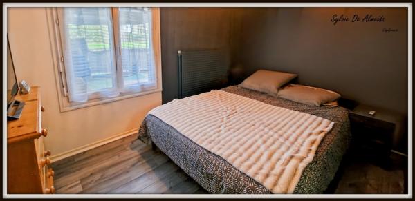 Appartement à vendre 75 m², rez de jardin, rénové calme sécurisé, 3 pièces MACON (71)terrasse 24m²