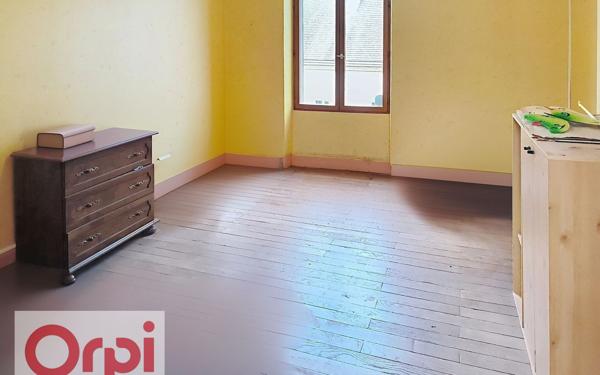 Immeuble à vendre    3 pièces •  Romorantin-Lanthenay