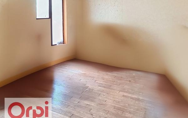 Immeuble à vendre    3 pièces •  Romorantin-Lanthenay