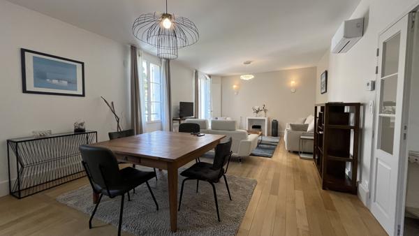 Appartement 2 pièce(s) 1 chambre(s) 106.08 m²