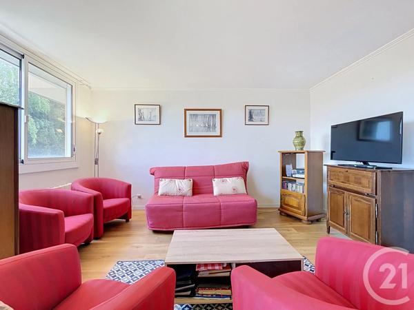 Appartement F3 à vendre  4 pièces - 80,07 m 2   LE PUY EN VELAY  - 43