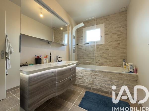 Maison à vendre 6 pièces 147 m² Clermont-Ferrand