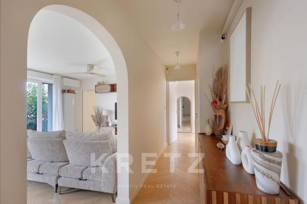 EXCLUSIVITÉ – MONTROUGE Appartement familial en dernier étage avec terrasse plein ciel 35m2