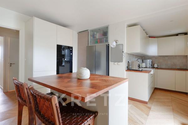 EXCLUSIVITÉ – MONTROUGE Appartement familial en dernier étage avec terrasse plein ciel 35m2
