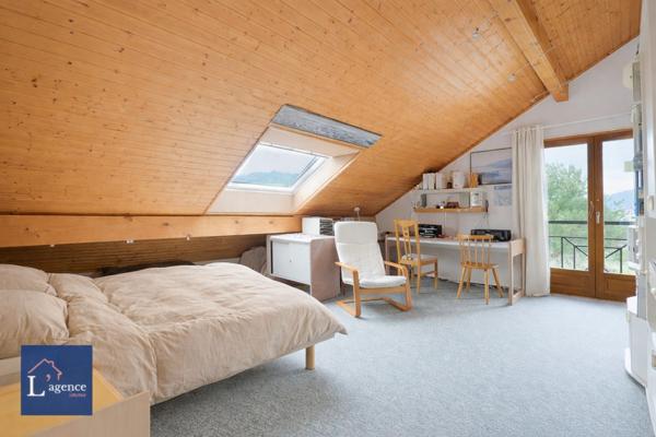 Villa 7pièces -200m² - vue panoramique, garage double, sous-sol + cave