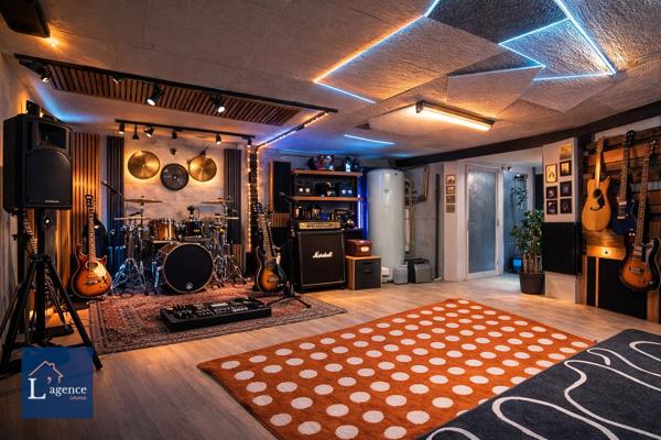 Villa 7pièces -200m² - vue panoramique, garage double, sous-sol + cave