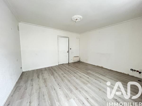 Maison à vendre 10 pièces 200 m² Descartes