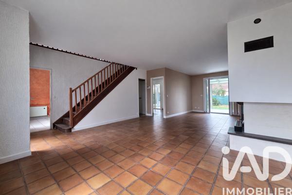 Maison à vendre 5 pièces 121 m² Saint-Michel-sur-Orge
