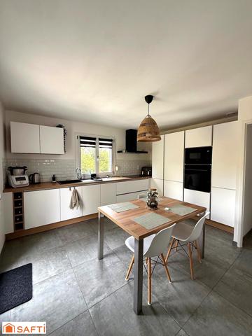 EXCLUSIVITÉ ST NABORD– Maison avec jardin clôturé