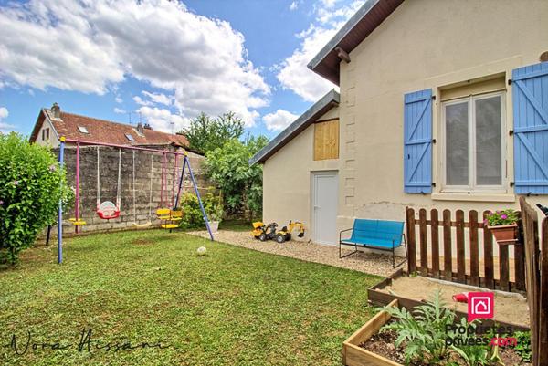 Maison Dole 4 pièce(s)