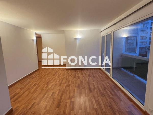 Location Appartement 4 pièces 93 m² - 212, AVENUE D'ARGENTEUIL Asnieres-sur-seine 92600