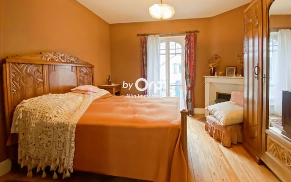 Maison à vendre    3 pièces • 93 m2 Montluçon