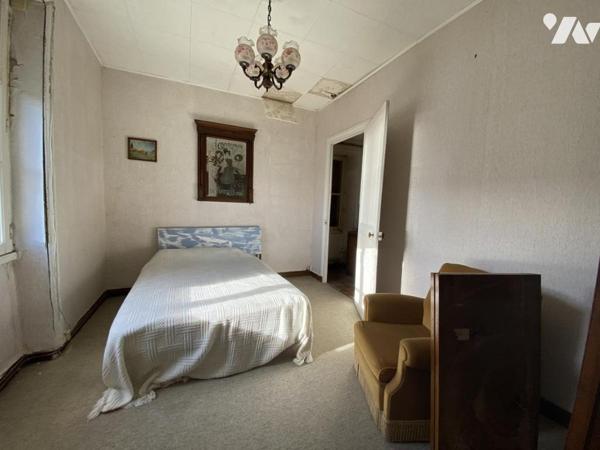 MAISON DE CHARME A RENOVER - VUE MER