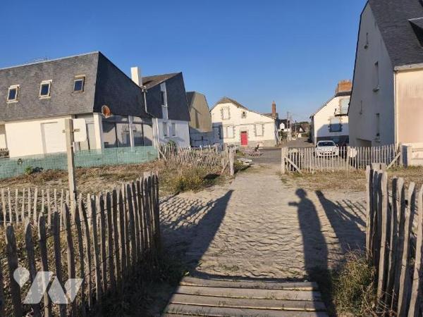 MAISON DE CHARME A RENOVER - VUE MER