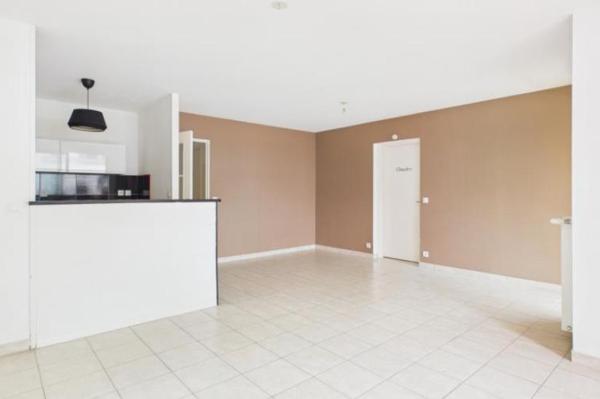 Vente - Appartement 2 pièces 53 m 2 CHANTEPIE (35135)