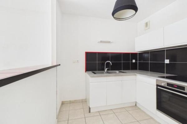 Vente - Appartement 2 pièces 53 m 2 CHANTEPIE (35135)