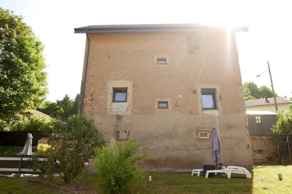 CHARMANTE MAISON INDIVIDUELLE SUR 4,10 ARES DE TERRAIN 89 900 €