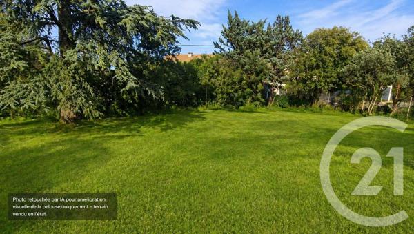 Terrain à vendre  397 m 2   ST MAXIMIN LA STE BAUME  - 83