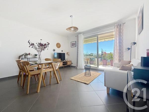 Appartement F2 à vendre  2 pièces - 41,40 m 2   ANTIBES  - 06