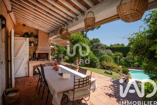 Maison à vendre 5 pièces 153 m² Gassin