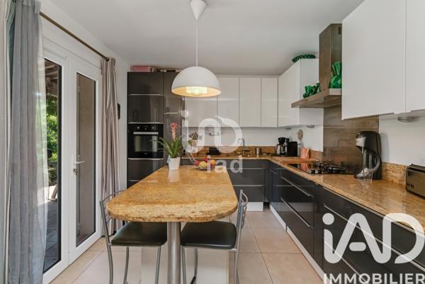 Maison à vendre 5 pièces 153 m² Gassin