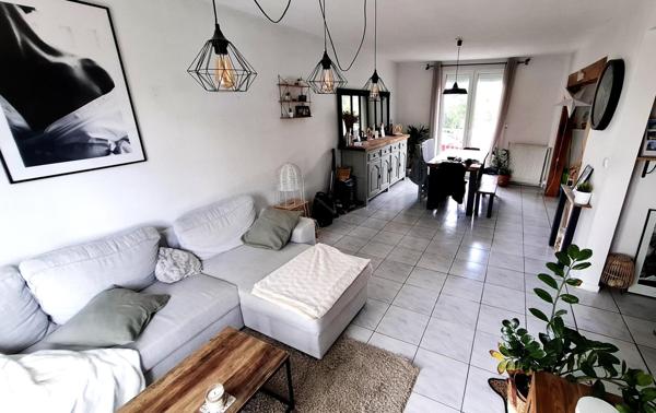 Maison 5 pièces avec jardin, garage et piscine - 110m²