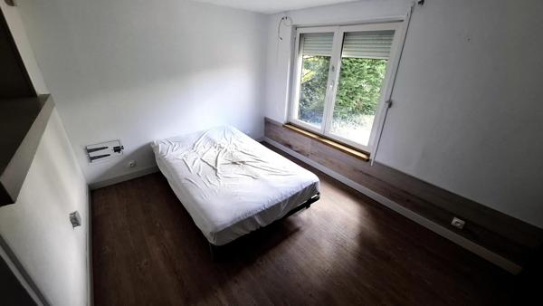 Maison 5 pièces avec jardin, garage et piscine - 110m²