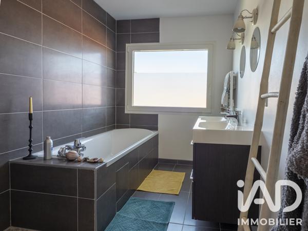 Maison à vendre 8 pièces 226 m² Fouras