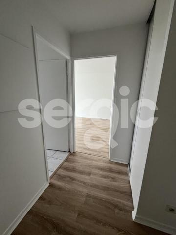 Location 2 Pieces 44 94000 Creteil 30 1328 02 1045
