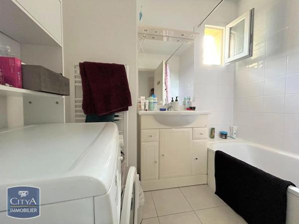 Appartement à louer 2 pièces 47.16m² Avignon (84000)