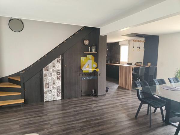 Maison - 5 pièces - 95 m²