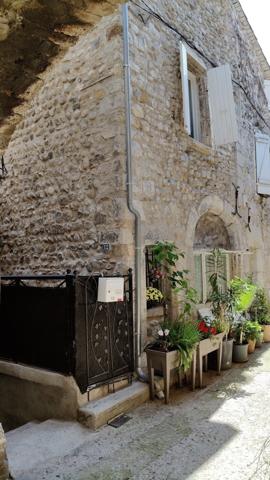 Maison de Ville proche du centre.