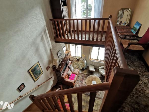 MONTFORT SUR MEU - Maison de ville en centre historique, 169 m² hab., 5 chambres