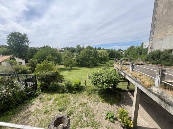 Maison à vendre |  Ribérac |  7 pièces | 210 m²