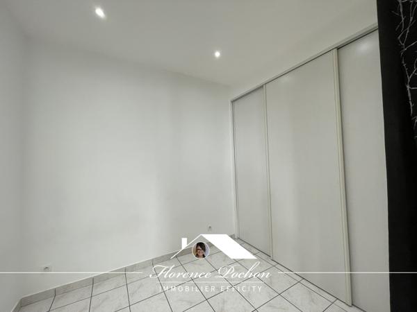 Appartement 1 pièce - 42 m² Exclusivité efficity