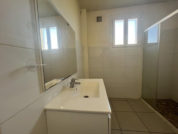 Maison à vendre 192 240 € Terrasson-Lavilledieu 6 p 145 m² DPE D