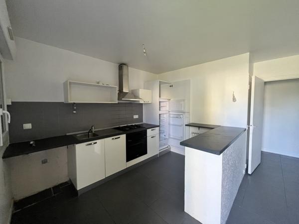 Maison à vendre 192 240 € Terrasson-Lavilledieu 6 p 145 m² DPE D