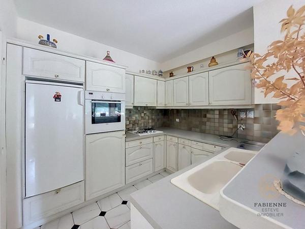 CHÂTEAURENARD  Appartement de 98 m² avec terrasse, garage et vue exceptionnelle