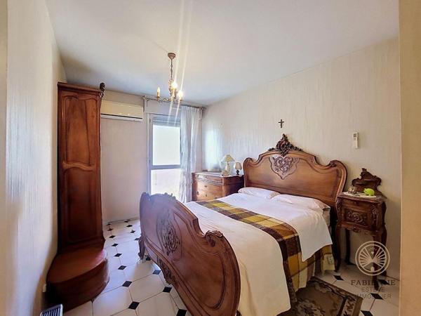 CHÂTEAURENARD  Appartement de 98 m² avec terrasse, garage et vue exceptionnelle