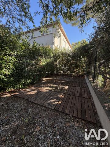 Location appartement 3 pièces 92 m² Salon-de-Provence