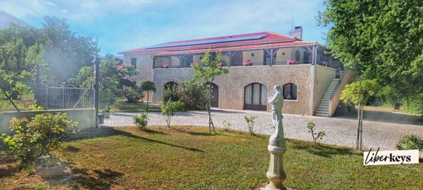 Maison T10 237m2 Jardin, garage