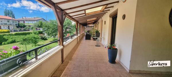 Maison T10 237m2 Jardin, garage