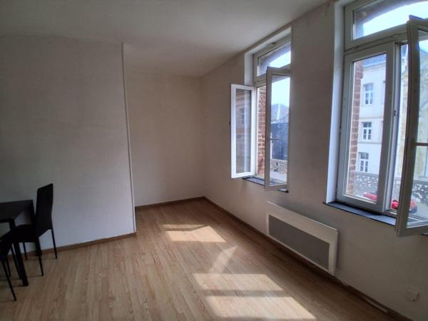 Vente / Immeuble à Le Cateau-Cambrésis (59360)