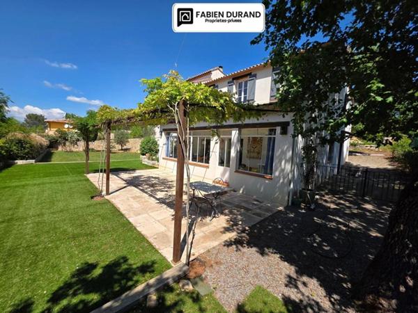 Draguignan ? Élégante Villa de Caractère avec Jardin Clos, Véranda et 3 Garages