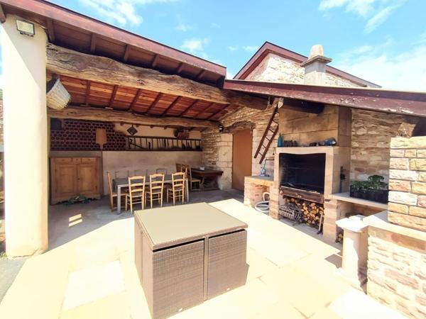 Environnement exceptionnel et charme de la pierre